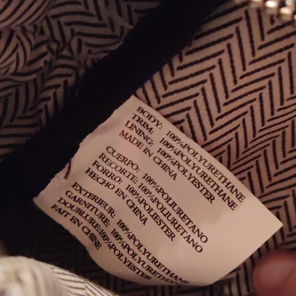 Adjustable Steve Madden Silver Mini Bookbag nwot - Picture 8 of 8